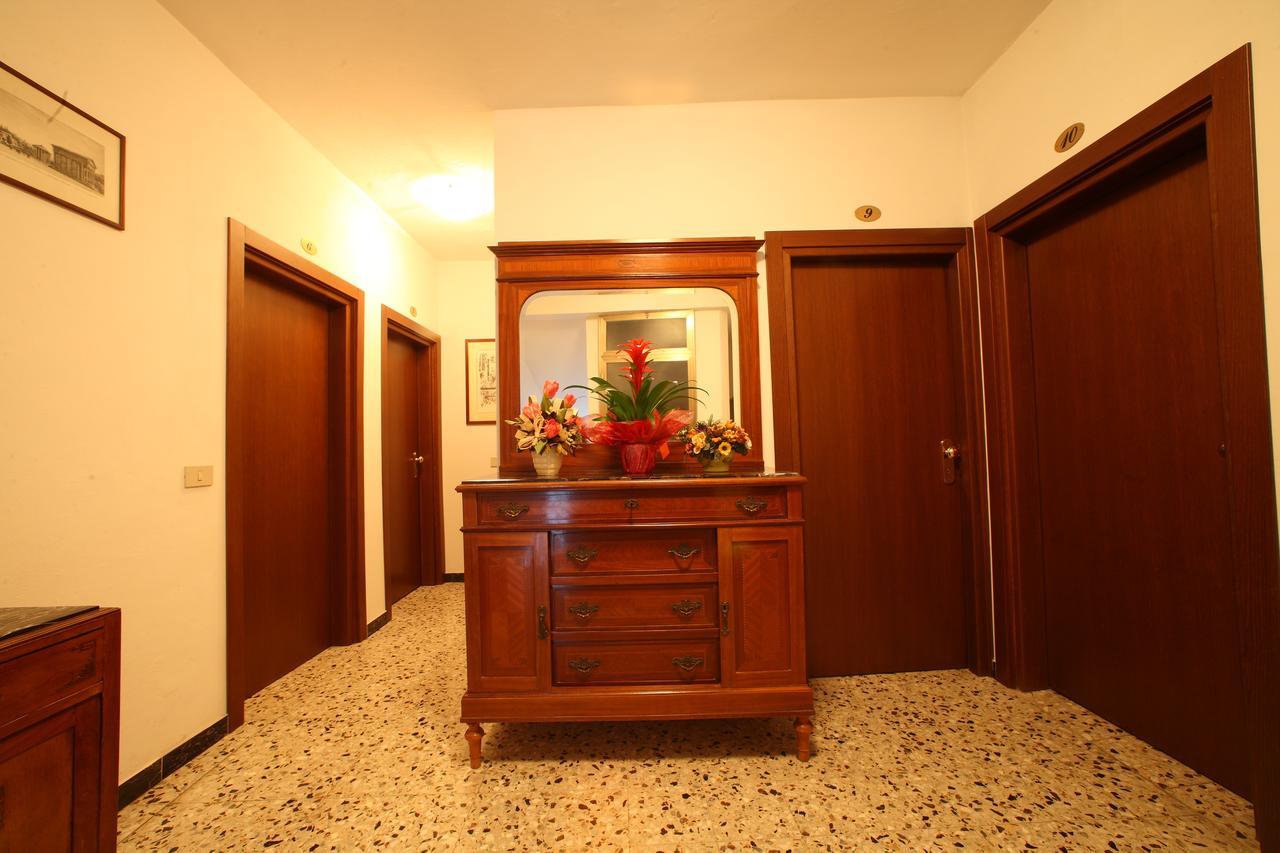 Hotel Ristorante Il Poggiolo *