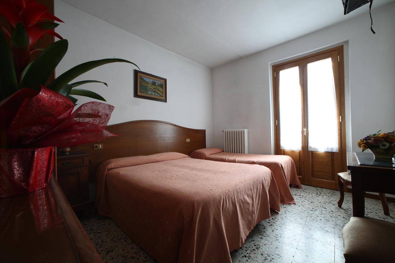 Hotel Ristorante Il Poggiolo *